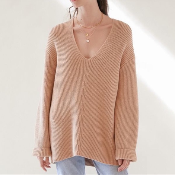 Urban Outfitters Tan oversized sweater - Picture 3 of 3